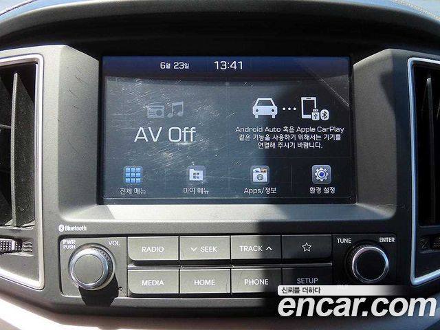 Hyundai Grand Starex 4WD Wagon 12-Seater Modern 2020 — фото 19