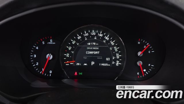 Kia Sorento Diesel 2.2 2WD Noblesse Special 2018 — фото 8