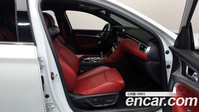 Genesis G70 Gasoline 3.3T 4WD 2023 — фото 26