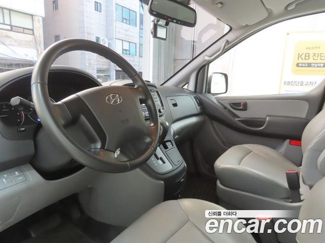 Hyundai Grand Starex Van 5-Seater Smart 2021 — фото 17