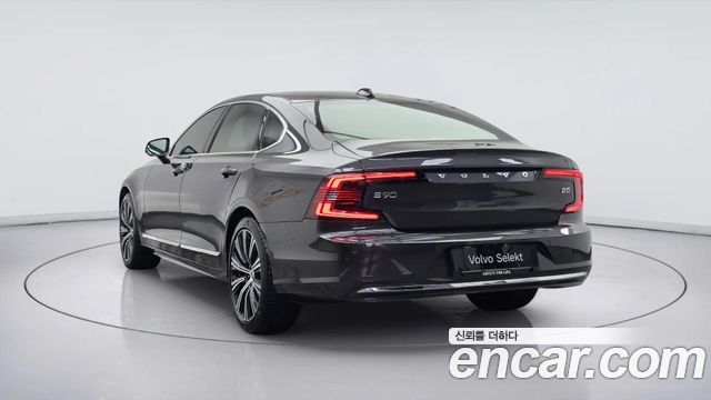 Volvo S90 B5 Ultimate Bright 2023 — фото 4