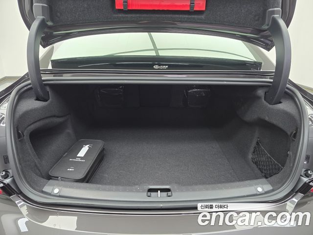 Volvo S90 B5 Ultimate Bright 2023 — фото 24