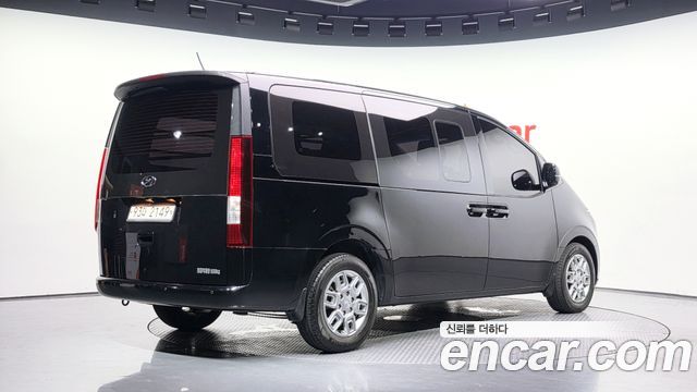Hyundai Staria Cargo 5-Seater Modern 2022 — фото 2
