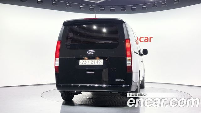 Hyundai Staria Cargo 5-Seater Modern 2022 — фото 4