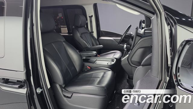Hyundai Staria Cargo 5-Seater Modern 2022 — фото 15