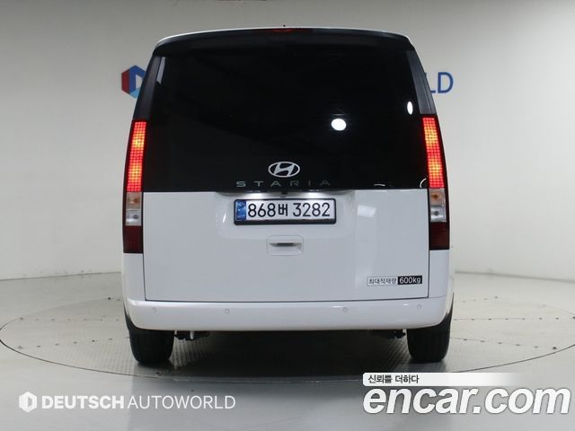 Hyundai Staria HEV 1.6T Cargo 5-Seater Modern 2026 — фото 4