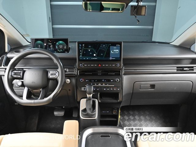 Hyundai Staria HEV 1.6T Cargo 5-Seater Modern 2026 — фото 7