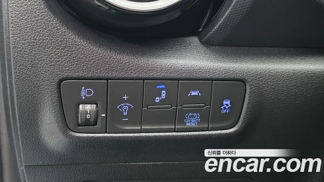 Hyundai Kona Hybrid Modern Special 2020 — фото 13