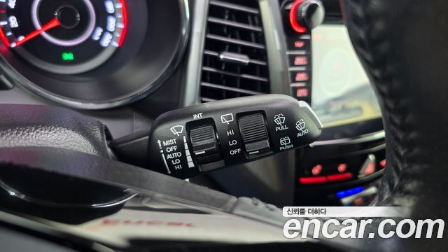 KG Mobility (SsangYong) Tivoli Armor Gear Edition 2WD 2018 — фото 18