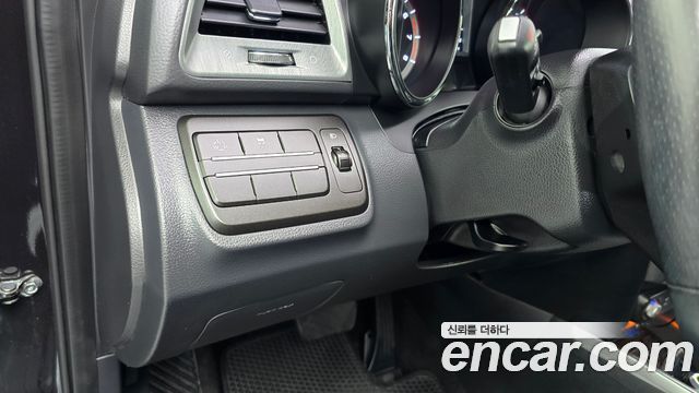 KG Mobility (SsangYong) Tivoli Armor Gear Edition 2WD 2018 — фото 19