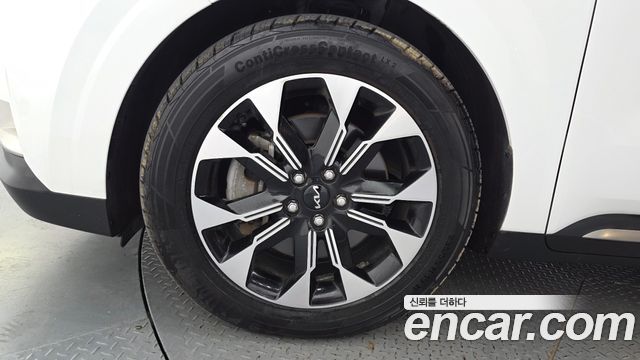 Kia Carnival (IV) Gasoline 7-Seater Signature 2022 — фото 5