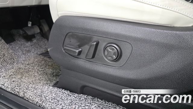 Kia Carnival (IV) Gasoline 7-Seater Signature 2022 — фото 31