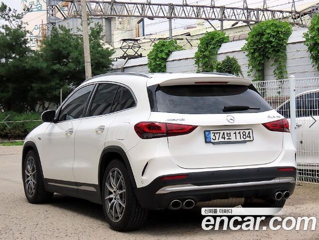 Mercedes-Benz GLA-Class (H247) GLA45 AMG 4MATIC+ 2021 — фото 3