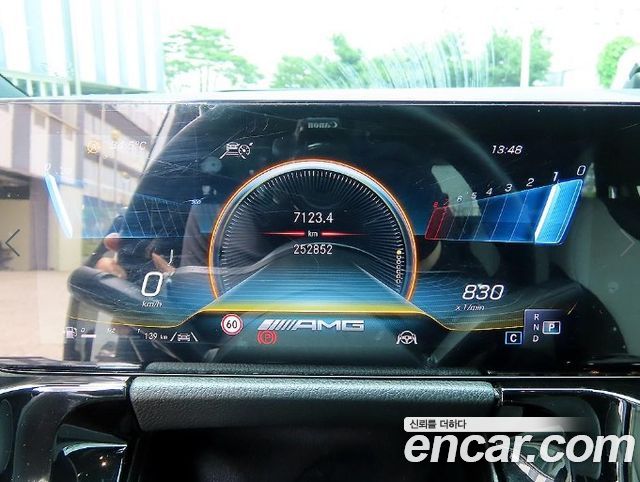 Mercedes-Benz GLA-Class (H247) GLA45 AMG 4MATIC+ 2021 — фото 9