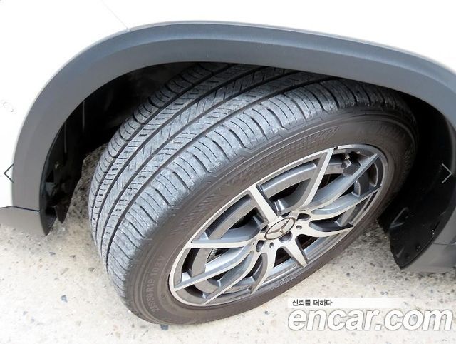 Mercedes-Benz GLA-Class (H247) GLA45 AMG 4MATIC+ 2021 — фото 24