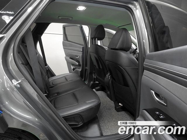 Hyundai Tucson (NX4) Gasoline 1.6 Turbo 2WD Inspiration 2023 — фото 9