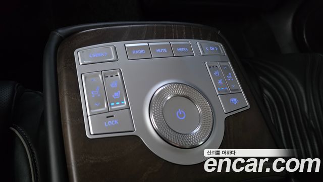 Genesis G80 (RG3) Gasoline 3.5 Turbo 2WD 2022 — фото 30