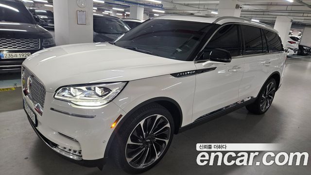 Lincoln Aviator (II) 3.0 Reserve  AWD 2021 — фото 2