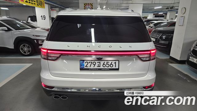 Lincoln Aviator (II) 3.0 Reserve  AWD 2021 — фото 4