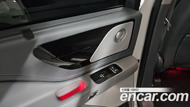 Lincoln Aviator (II) 3.0 Reserve  AWD 2021 — фото 8