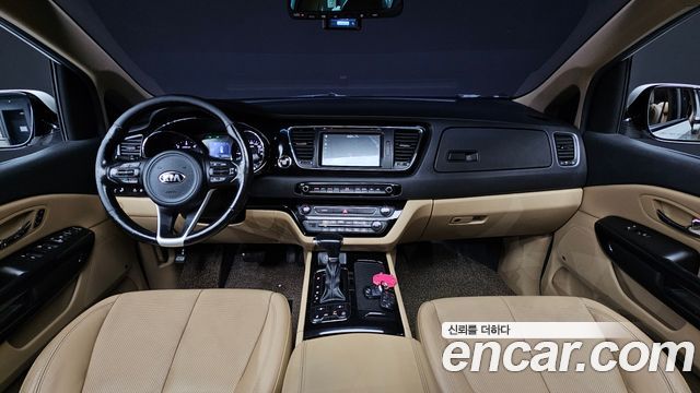 Kia Carnival 9-seater Noblesse 2018 — фото 7