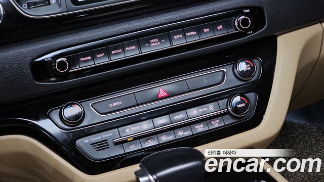 Kia Carnival 9-seater Noblesse 2018 — фото 17