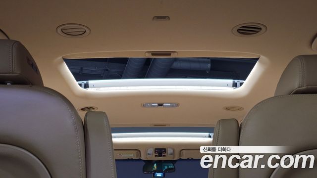Kia Carnival 9-seater Noblesse 2018 — фото 18