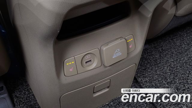 Kia Carnival 9-seater Noblesse 2018 — фото 19