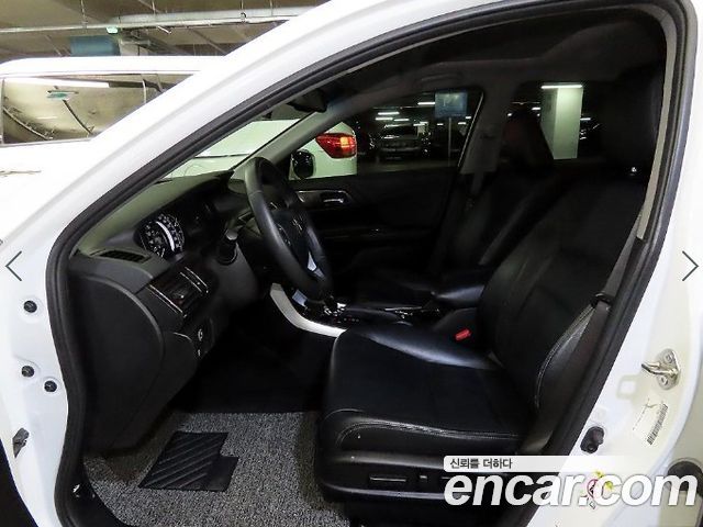 Honda Accord 2.4 9th 2015 — фото 6