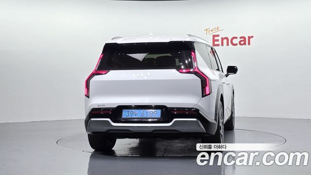 Kia EV9 Long Range 4WD Earth 2024 — фото 4