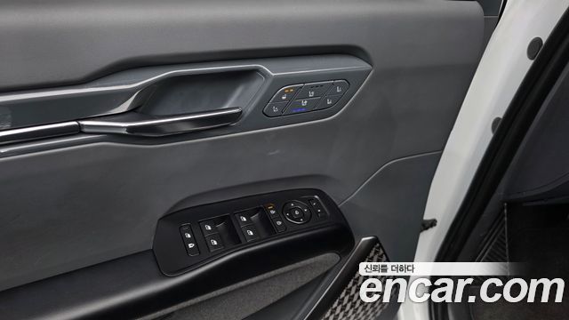 Kia EV9 Long Range 4WD Earth 2024 — фото 28