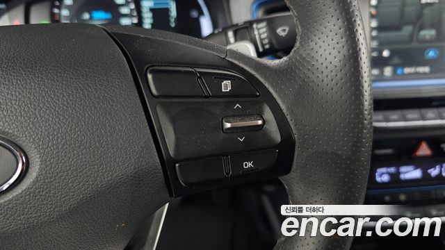 Hyundai Ioniq Hybrid I 2017 — фото 37