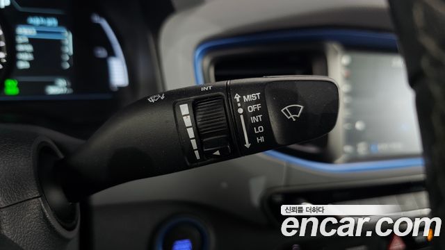 Hyundai Ioniq Hybrid I 2017 — фото 38