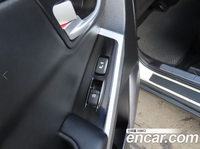 KG Mobility (SsangYong) Korando C 2.0 Adventure 60th Edition 4WD 2015 — фото 7