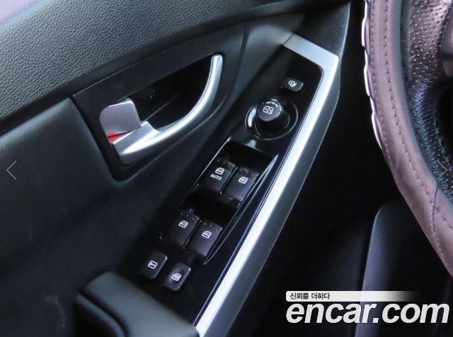 KG Mobility (SsangYong) Korando C 2.0 Adventure 60th Edition 4WD 2015 — фото 10