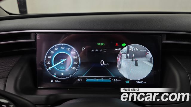Hyundai Tucson (NX4) Gasoline 1.6 Turbo 2WD Inspiration 2022 — фото 8
