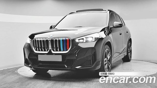 BMW X1 (U11) xDrive 20i M Sport 2024 — фото 1