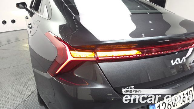 Kia K8 Hybrid Signature 2022 — фото 23