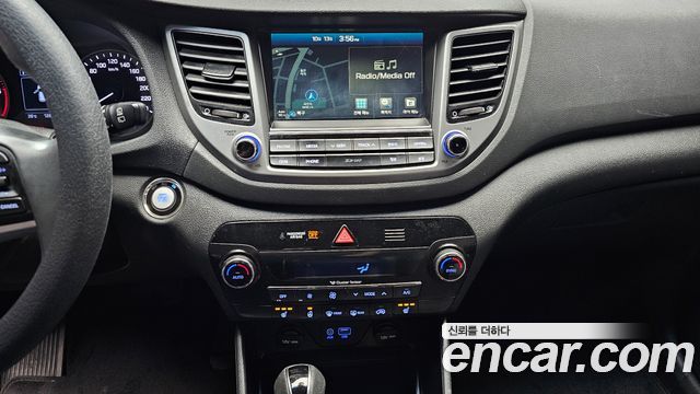 Hyundai Tucson Diesel 1.7 2WD Modern 2017 — фото 14
