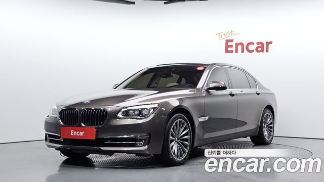 BMW 7 Series (F01) 750Li xDrive