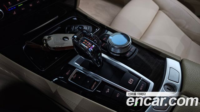 BMW 7 Series (F01) 750Li xDrive 2013 — фото 9