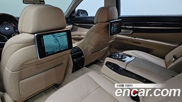BMW 7 Series (F01) 750Li xDrive 2013 — фото 29