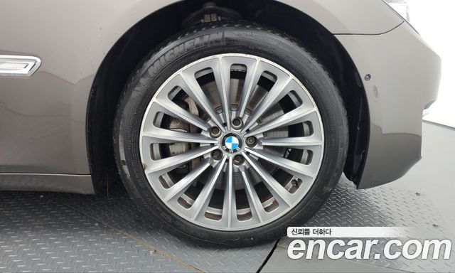 BMW 7 Series (F01) 750Li xDrive 2013 — фото 44