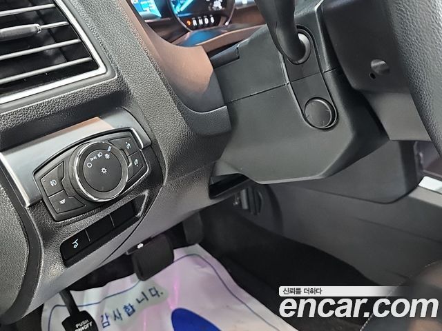 Ford Explorer 2.3 Limited 4WD 5th 2018 — фото 21