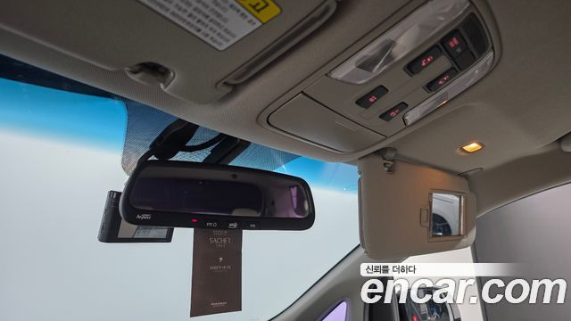 Kia Carnival 9-seater Prestige 2018 — фото 16
