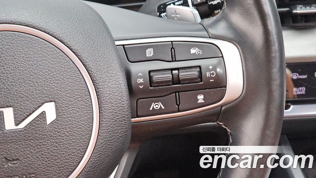 Kia Sportage Hybrid (V) Signature 2WD 2022 — фото 17