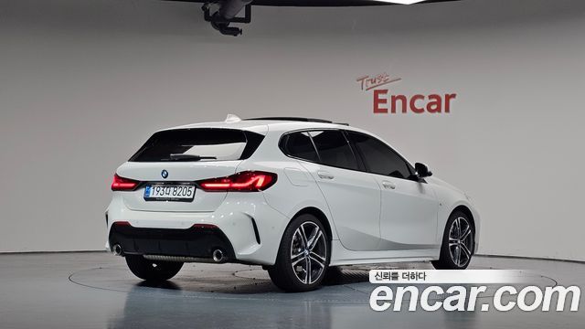 BMW 1 Series (F40) 120i M Sports 2023 — фото 2