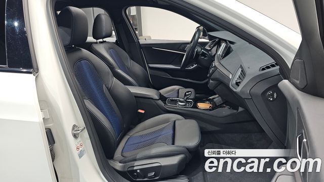 BMW 1 Series (F40) 120i M Sports 2023 — фото 26