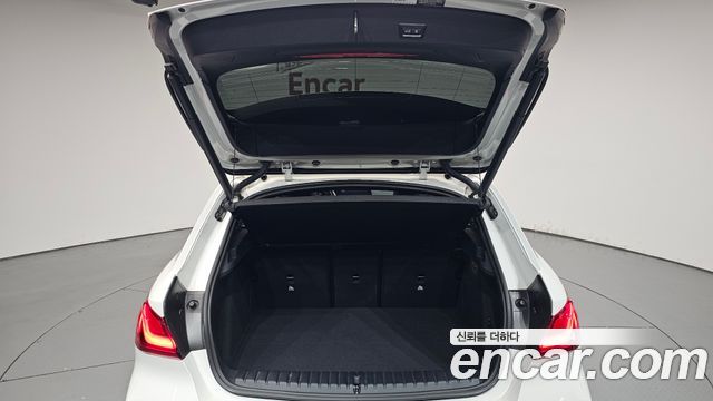 BMW 1 Series (F40) 120i M Sports 2023 — фото 33