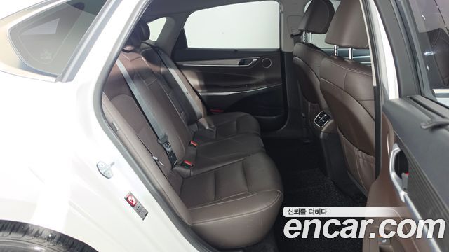 Hyundai Grandeur Hybrid (IG) Exclusive Special 2019 — фото 12